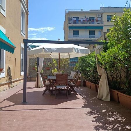 Lagustena Rooms Genua Zewnętrze zdjęcie